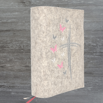 Wosadnikhülle in beige meliert, Kreuze, Schmetterlinge