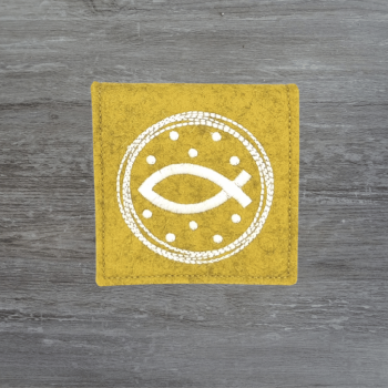 Rosenkranztasche in senf meliert, Kreis, Fisch