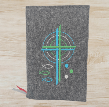 Gotteslobhülle in dunkelgrau meliert, Kreuze, Kreise, Fische, Punkte