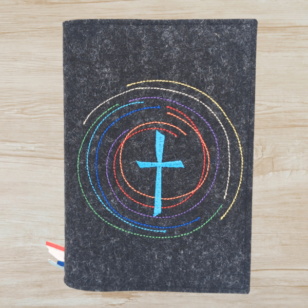 Wosadnikhülle in anthrazit meliert, Kreuz, Kreise bunt