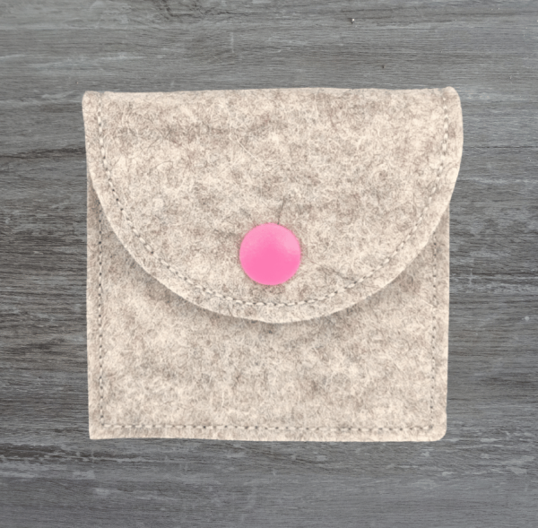 Rosenkranztasche in Beige meliert, Fisch, Kreuz