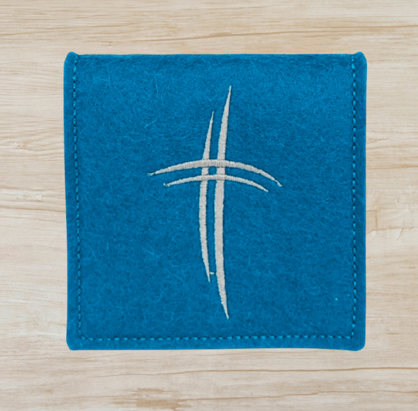 Rosenkranztasche in Petrol, Kreuze