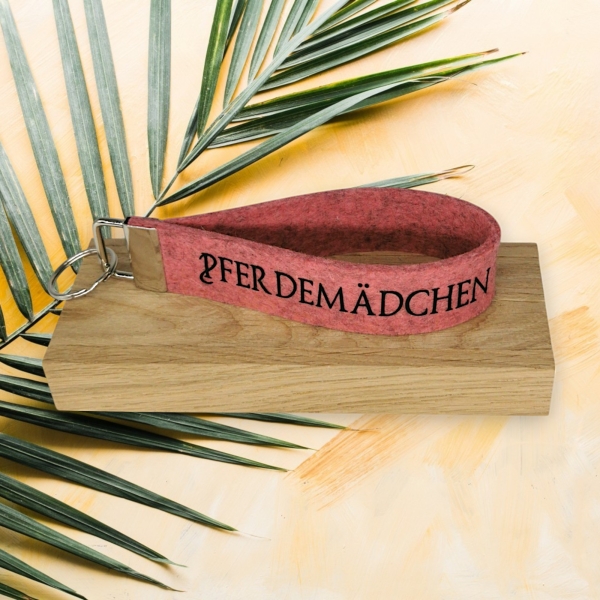 Schlüsselanhänger aus Wollfilz in rosé meliert