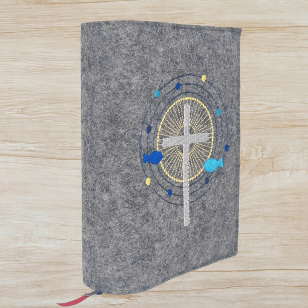 Wosadnikhülle in dunkelgrau meliert, Fische, Punkte, Kreise, Kreuz