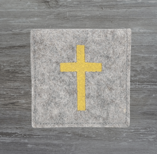 Rosenkranztasche in hellgrau meliert, Kreuz