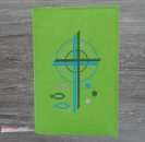Gotteslobhülle in maigrün, Kreuze, Kreise, Fische